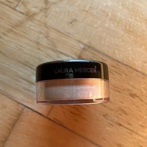 Laura Mercier Translucent Loose Setting Powder